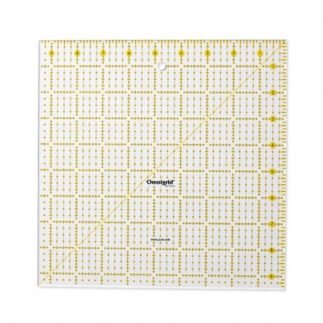 Rigla cu design grafic pentru croitorie