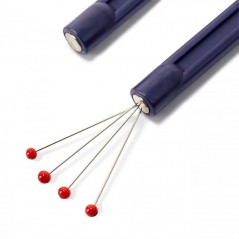 Magnet pentru ace - 34x79 mm