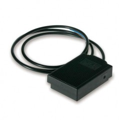 Pedală electrică cu un microîntrerupător
